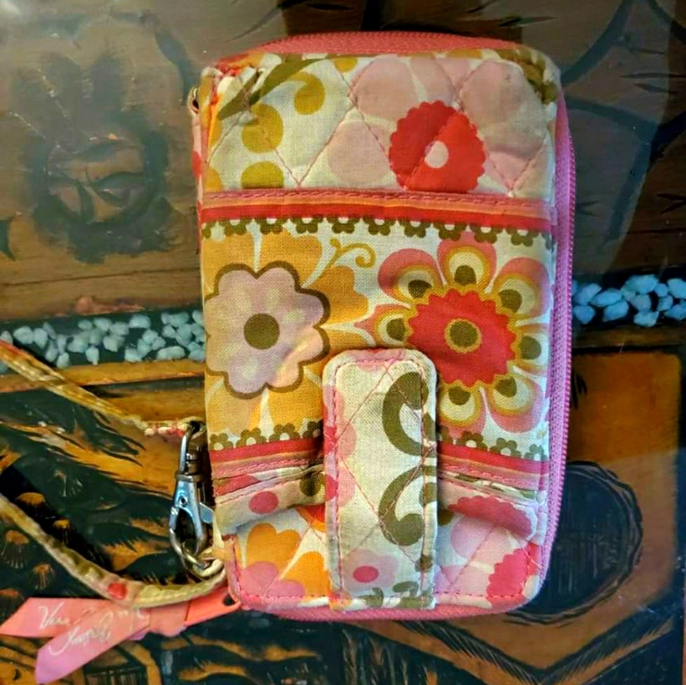 Vera Bradley wallet/wristlet